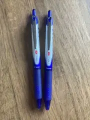 Pilot V Ball Retractable 0.5mm Pure Liquid Ink R/Ball Pens, Blue ( PKT 2 PENS )