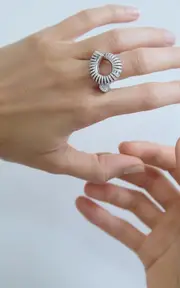 [Tabayer] Oera 18K Fairmined White Gold Diamond Ring