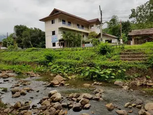 湄豐頌府中心公寓套房 - 40平方公尺/1間專用衛浴Kanda House - Mae Hong Son