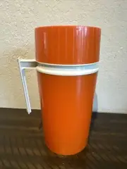 Vintage 70's Thermos Orange King Seely Insulated Pint Coffee Soup 7202 8.5" x 4"
