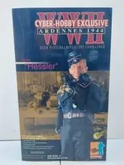 DRAGON Cyber-Hobby EXCLUSIVE WWII 1/6 Commander "Hessler" Ardennes NO. 70166