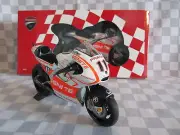 1/12 MINICHAMPS 122 130011 BEN SPIES 2013 DUCATI DESMOSEDICI ENERGY T.I.PRAMAC