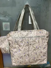 在飛比找Yahoo!奇摩拍賣優惠-CCの屋美國購回正品 LeSportsac 側背水餃包/流浪