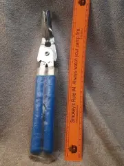 Grabbers Spark Plug Boot Wire Pullers Removal Pliers Pat# 311.671 322.920
