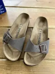 Birkenstock Madrid Buckle Slide Sandal - Mocca - EU 39 - L8/M6 - Narrow Fit