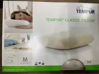 在飛比找Yahoo!奇摩拍賣優惠-現貨好市多TEMPUR泰普爾千禧感溫枕M 記憶頸椎理療枕頭