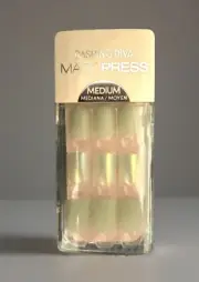 Dashing Diva HONEYDEW MELON Matte Finish Magic Press On Nails Medium Square