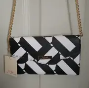 TRINA TURK BLACK AND WHITE GEOMETRIC PHONE WALLET SHOULDER BAG