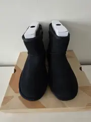 NEW K KOOLABURRA BY UGG UNISEX KOOLA MINI BLACK BOOTS SIZE 5