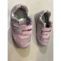 在飛比找蝦皮購物優惠-New Balance 女童運動鞋 15cm