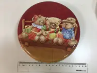 在飛比找Yahoo!奇摩拍賣優惠-2018 香港聰明小熊 Jenny Bakery曲奇餅乾空盒