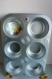 Urban Kitchen 6 Cup Muffin Pan Metal