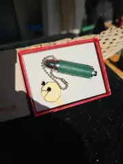 Vintage NOS APEX PROD CORP Miniature Flashlight Keychain NIB