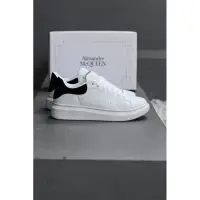 在飛比找蝦皮購物優惠-Alexander MCQUEEN 黑色白色中性鞋