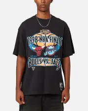 [MITCHELL & NESS] Mitchell & Ness Chicago Bulls Vs. Utah Jazz T-shirt Faded Black - Size S S Faded Black