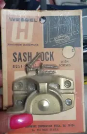 VTG Wessel Hardware Philadelphia Pennsylvania Window sash lock No 850 Brass Tone