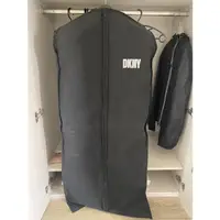 在飛比找蝦皮購物優惠-DKNY風衣，DIESEL羽絨外套，全新GORETEX防風外