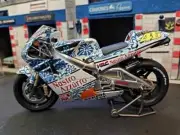 HONDA NSR 500 (2001) MUGELLO VALENTINO ROSSI, ALTAYA, DIE CAST 1:12, MOTO GP