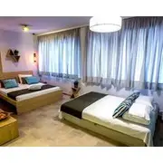 Emerald Suite
