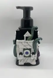 BATH & BODY WORKS 2024 HAUNTED HOUSE HALLOWEEN SOAP DISPENSER HOLDER NEW