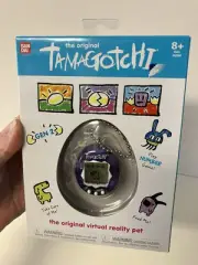 Bandai The Original Tamagotchi Virtual Reality Pet Galaxy Purple Blue NEW SEALED