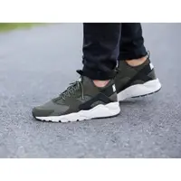 在飛比找蝦皮購物優惠-NIKE Air Huarache Run Ultra 黑綠