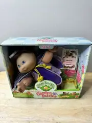 Cabbage Patch Kids Spring Lily Garden Fairies Package Has Wear