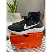 在飛比找蝦皮購物優惠-NIKE LUNAREPIC FLYKNIT 818676-