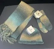 Vintage Woolrich Wool Blend Ivory Teal Scarf, Gloves/mittens and Beanie Hat Set
