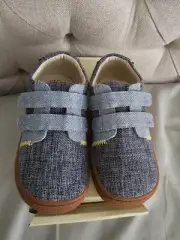 BNIB Livie & Luca Myles Sz 11