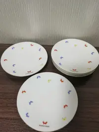 在飛比找Yahoo!奇摩拍賣優惠-日本回流瓷器蝴蝶夫人餐盤五只有一個邊口描金有點小脫金細