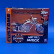 Harley Davidson Metal Maxx 1:17 Scale Replica FLSTF Fat Boy Motorcycle White