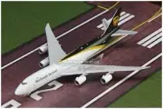 1:400 Phoenix UPS BOEING 747-8F Airfreighter Diecast Aircraft Plane Model
