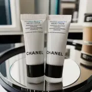 2 CHANEL Hydra Beauty MICRO CREME Fortifying Replenishing Hydration ~ Total 10ml