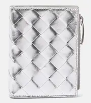 [Bottega Veneta] Bottega Veneta Small Intrecciato leather bifold wallet One Size silver