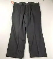 Dockers Pants Men 40X30 Gray Signature Khaki Classic Fit Pleated Front NWT