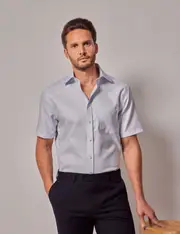 Hawes & Curtis Non-Iron Blue Tailored Short Sleeve Shirt | Chest Pocket Size: Medium