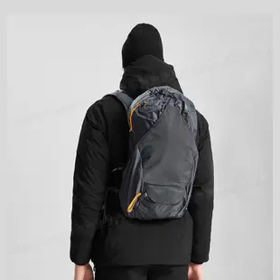 【The North Face 20L 後背包《黑/灰》】3GA1/雙肩背包/休閒電腦背包/戶外背包
