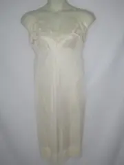 Dixie Belle Nylon Lace Slip Beige 48 Average Length Plus Size Silky Soft NEW