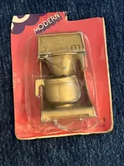 Barbie Modern Mini Die Cast Metal Automatic Coffee Removable Pieces Machine