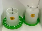 Rabbit Guinea Pig hutch feeder crown farm 3kg & drinker waterer 4L Sleeve
