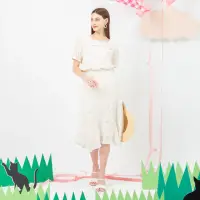 在飛比找momo購物網優惠-【MASTINA】不對稱甜美印花中長裙(深藍 白)