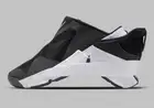 Women's Nike Go Flyease Black White Easy On/Off DR5540-002 sz 7.5