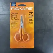 Fiskars Curved Scissors No. 4 - New/Unopened in Original Packaging - Ships FAST!