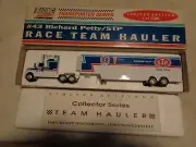 Racing Collectables Richard Petty # 43 Race Team Hauler STP 1/64 Diecast