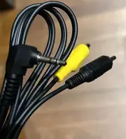 Video RCA Yellow White Dual Cables To 2.5mm Aux Input Cord