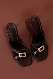 Jodie High Heel With Hardware - Chocolate