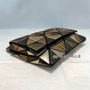 [我們的名牌精品店] ~ ISSEY MIYAKE 三宅一生 金咖色+鐵灰色鍊4X6幾何小肩斜側背包