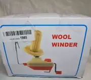 New Hand Operated Knitting Roll String Yarn Fiber Wool Thread Ball Winder Holder