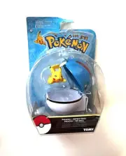 Pokémon Pikachu + Great Ball Repeat T18869 Tomy Pokemon Toy Collectable